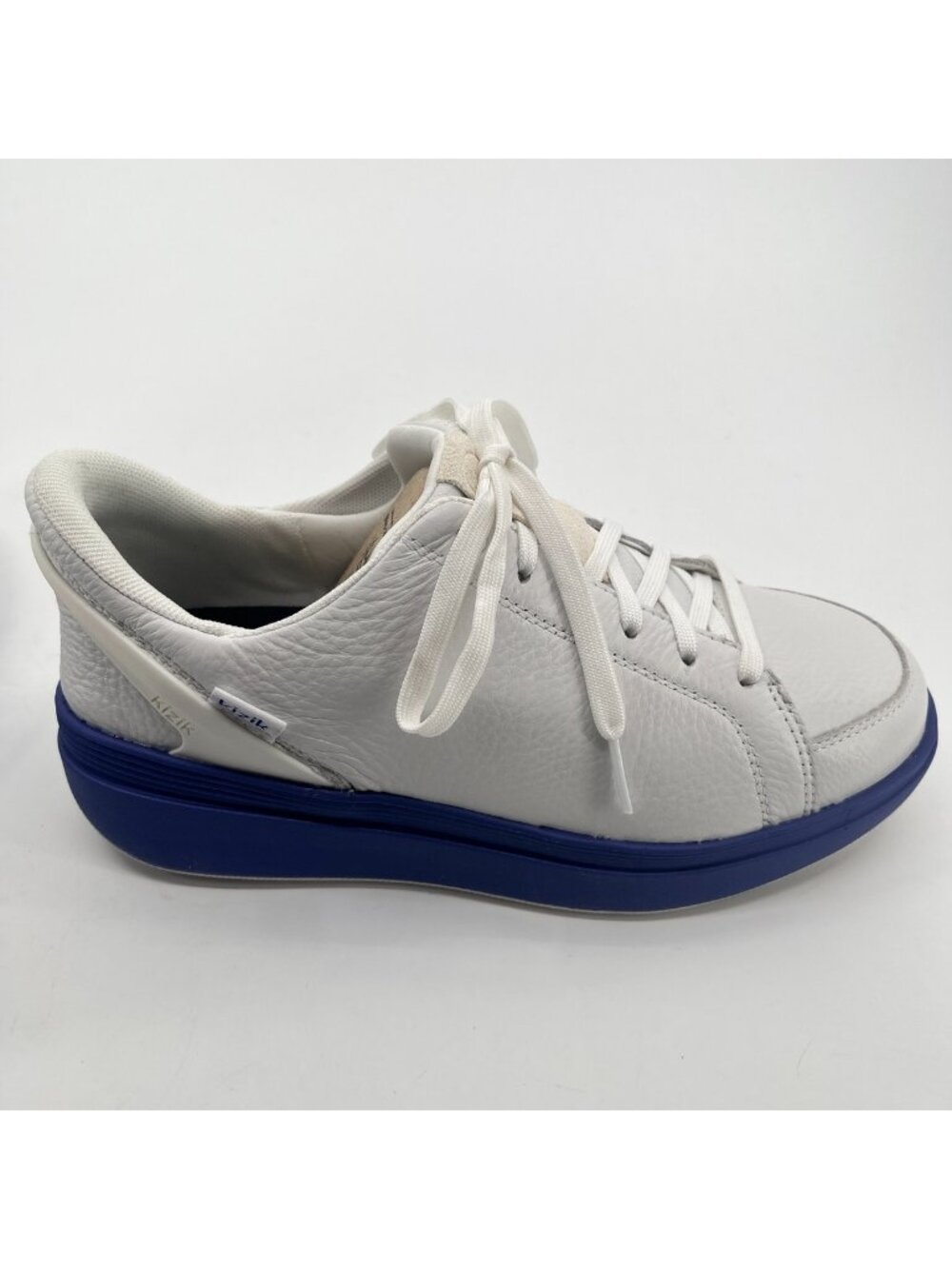 Kizik Sydney Womens Size 7.5EE White Blue Athletic Hands Free Shoes Sneakers